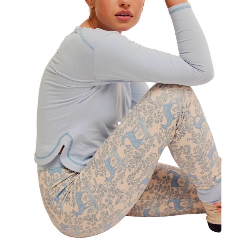 FREE PEOPLE Chill Evening Long Sleeve Pajama Top M Blue Cotton Blend EUC